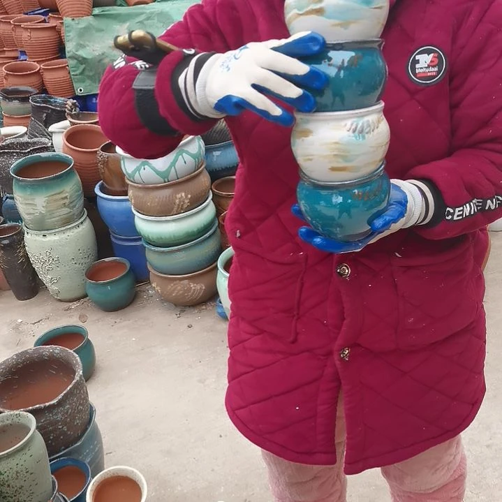 红陶口10高9瑕疵