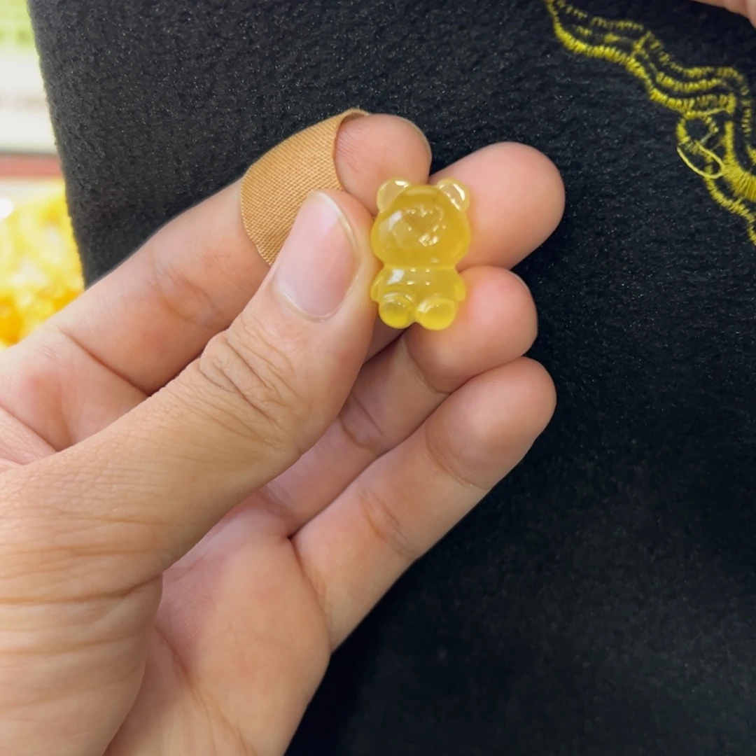 琥珀未镶嵌珠宝奇石