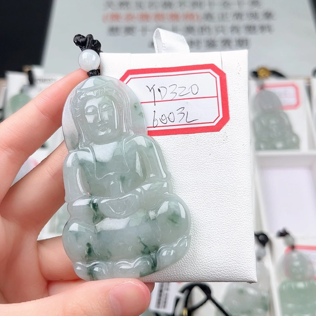 翡翠未镶嵌颈饰YD320
