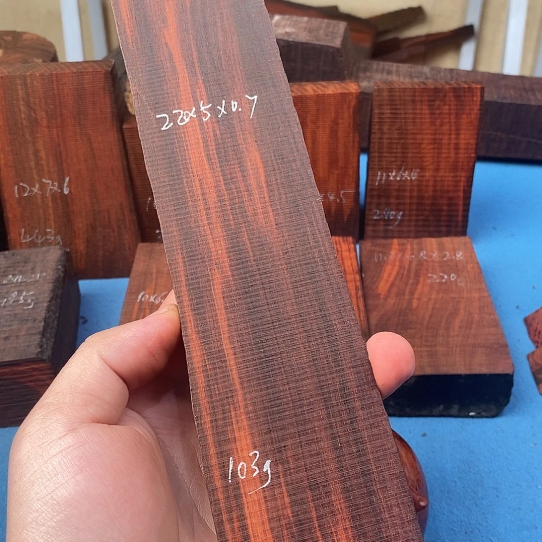 紫檀木类成套家具