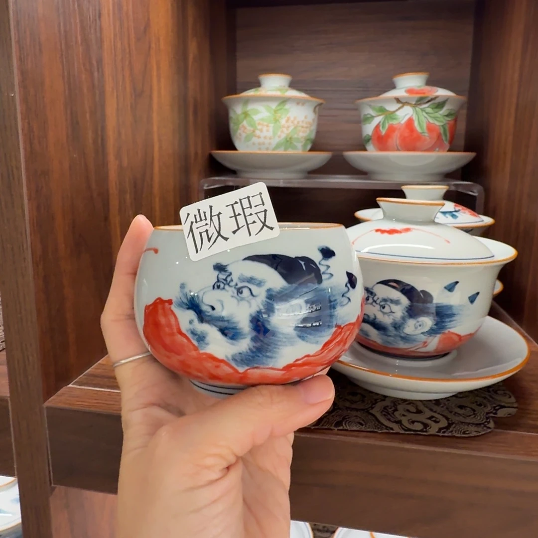 釉下手绘茶具微瑕