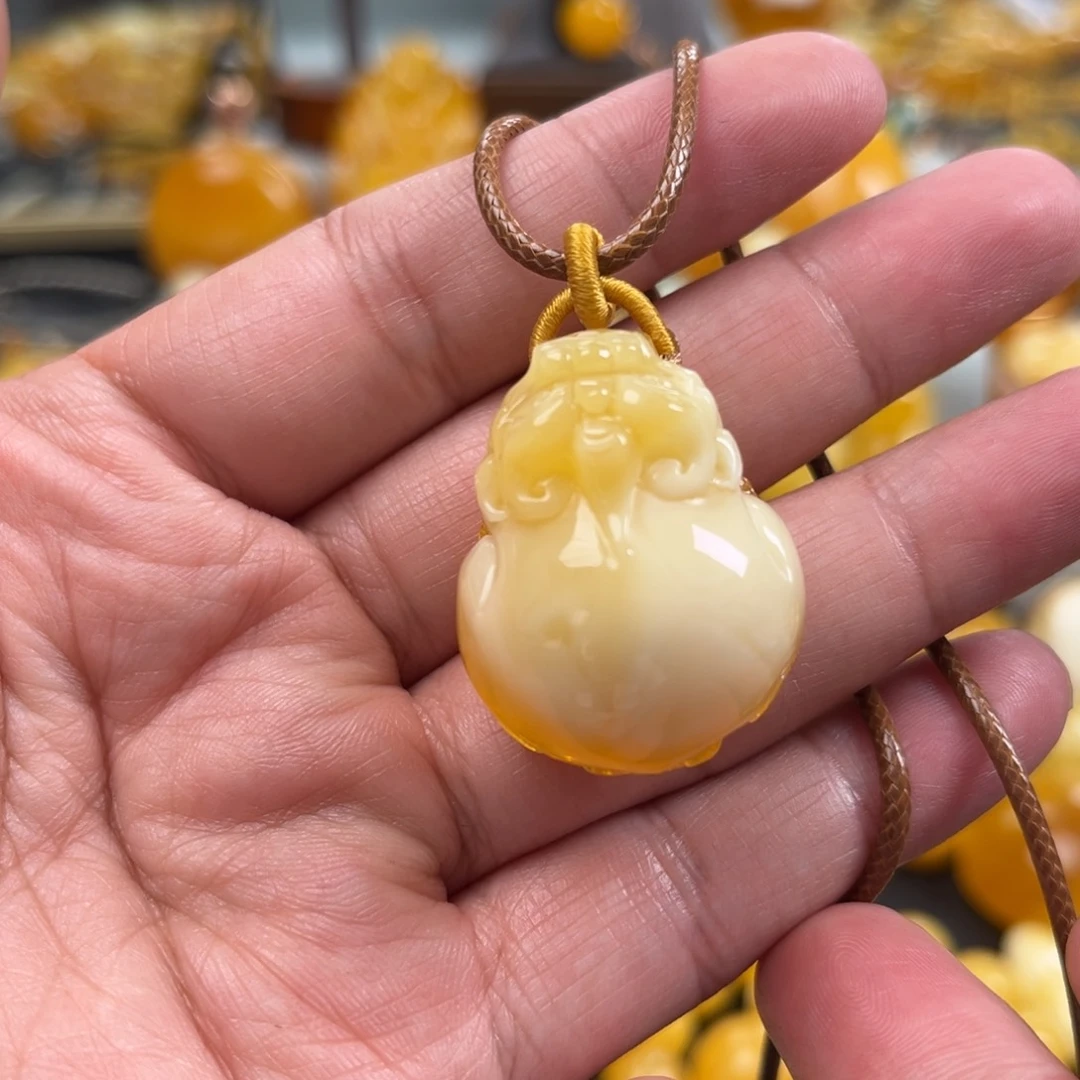 蜜蜡珠宝奇石未镶嵌