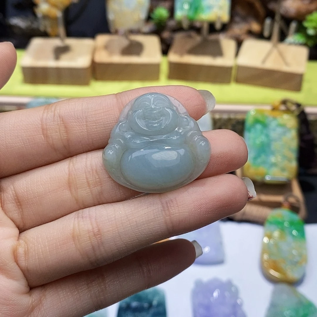 定制翡翠未镶嵌人***。天然缅甸翡翠A货