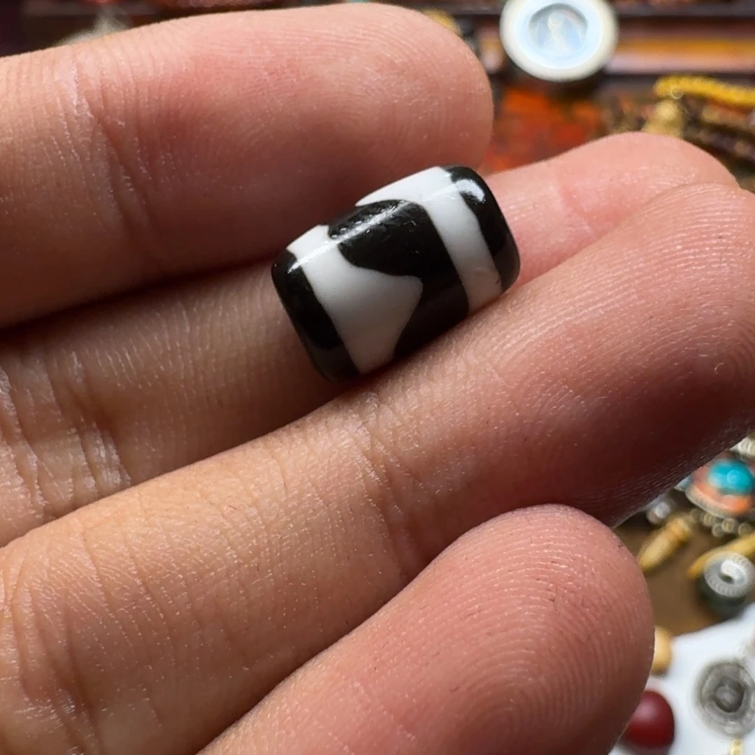 擎***着泥塑藏传泥塑小元素