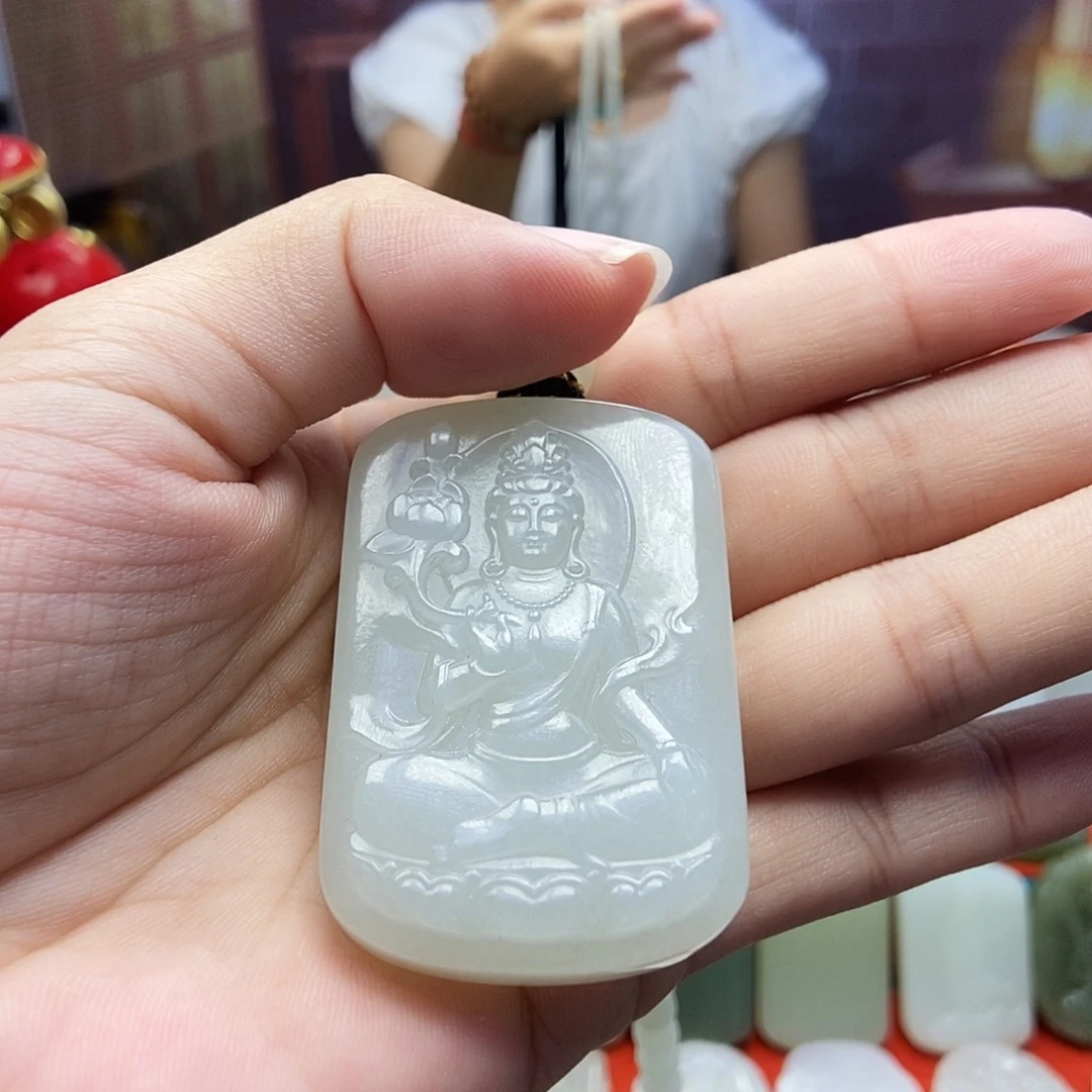 颈饰未镶嵌和田玉姣*?