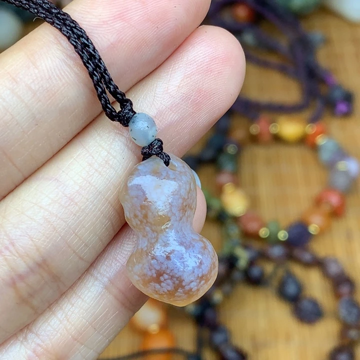 玛瑙/玉髓未镶嵌珠宝半成品