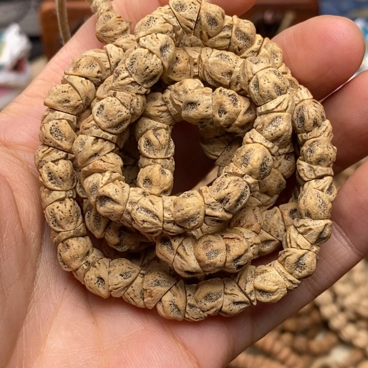 昕***柏香籽/百香籽吊坠