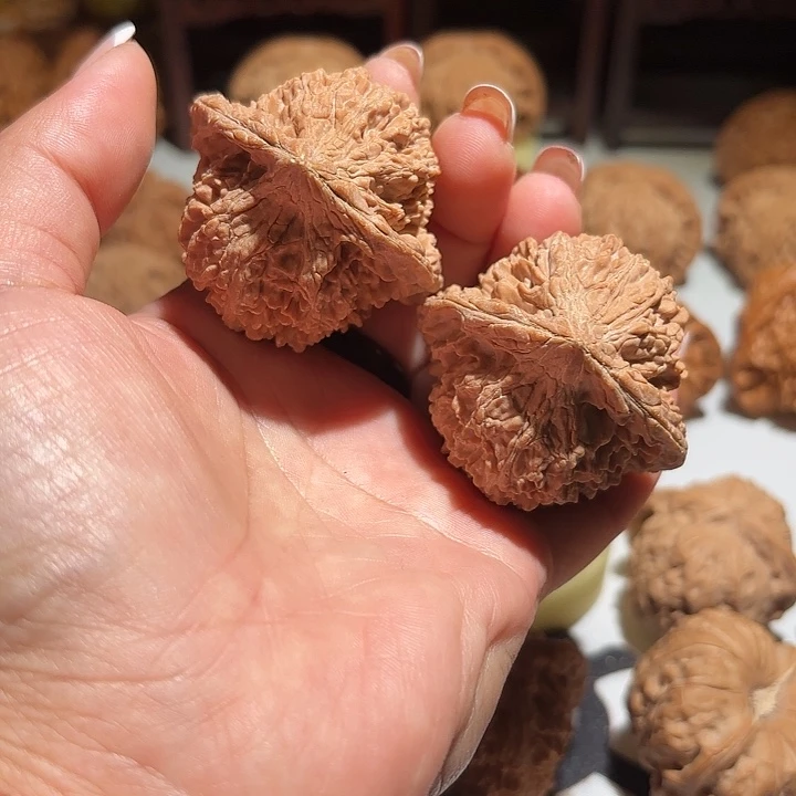 W***、核桃文玩核桃满天星