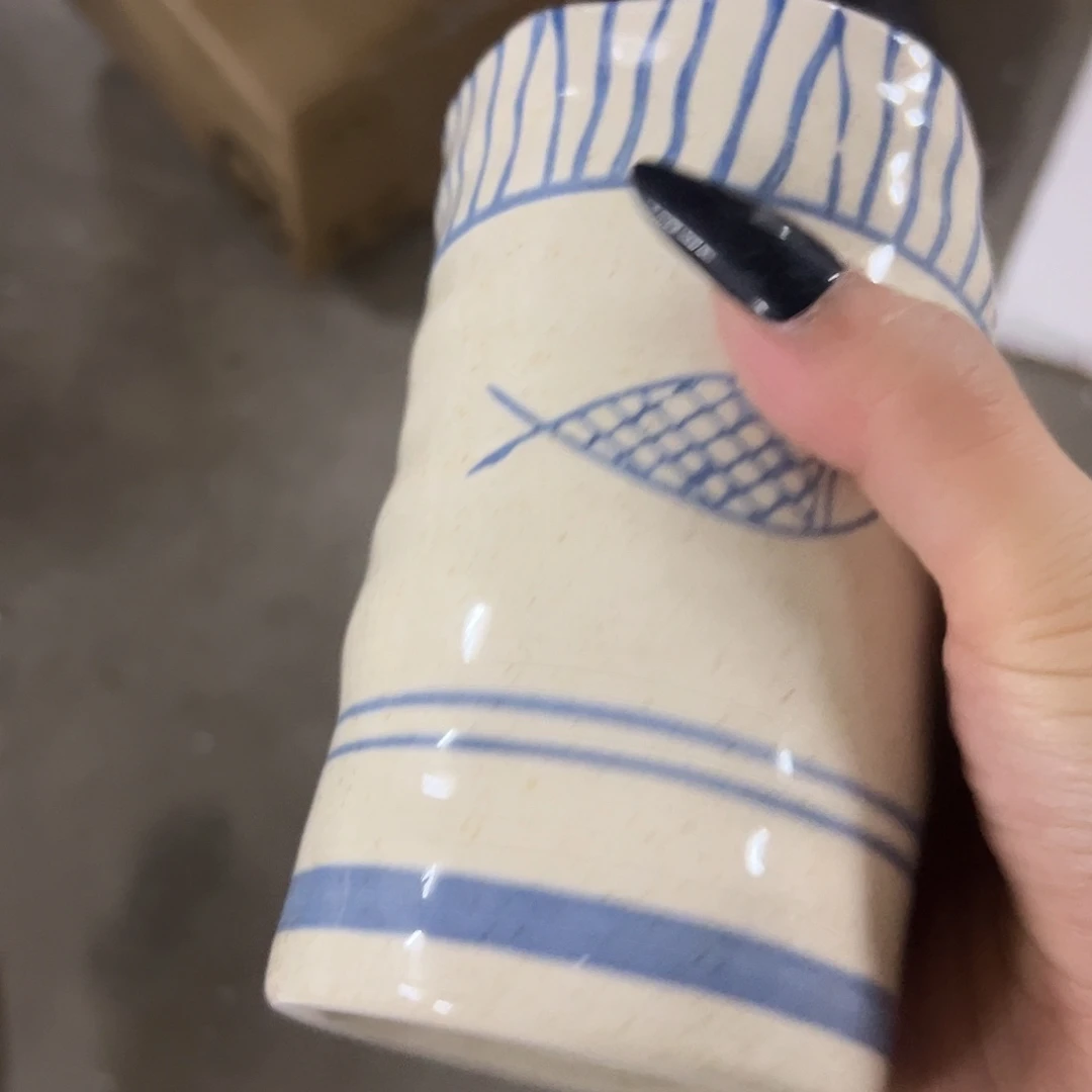 搪瓷微瑕双鱼杯一个