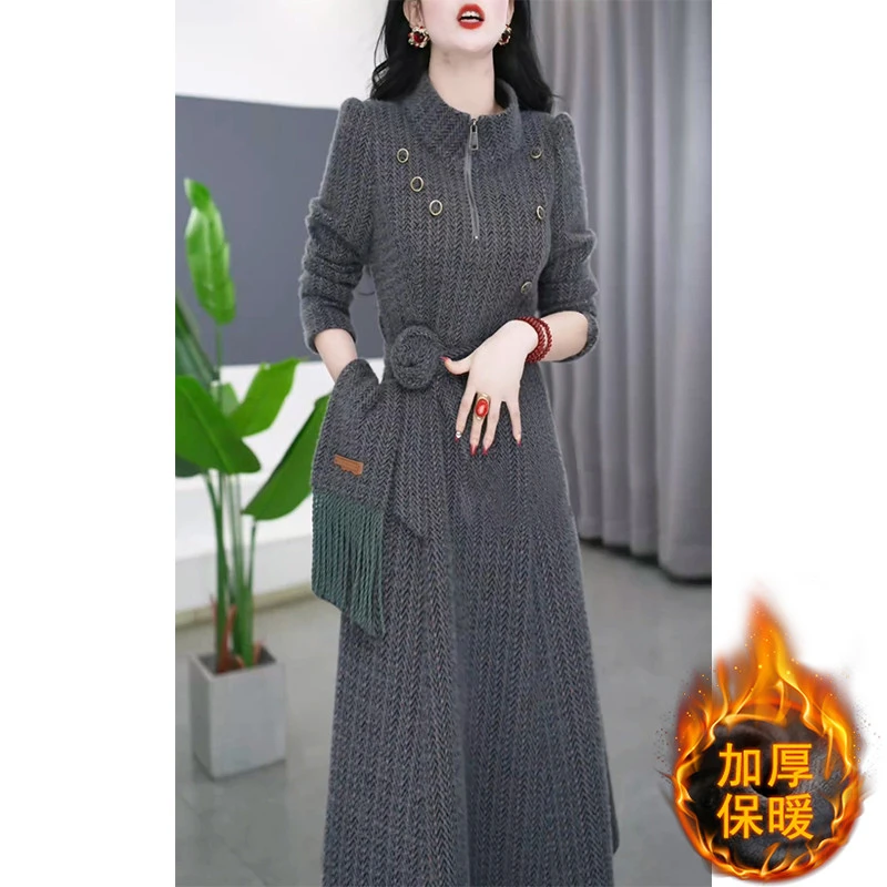 气质高级感长袖加厚连衣裙女春秋新款配大衣妈妈套装显瘦裙子