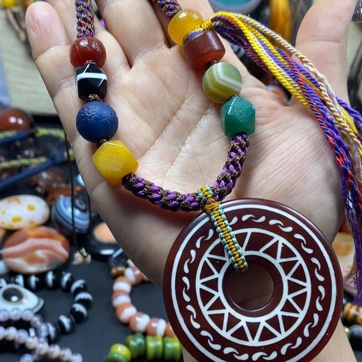 玛瑙/玉髓未镶嵌颈饰