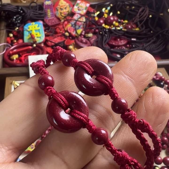 天然辰砂平安扣手绳