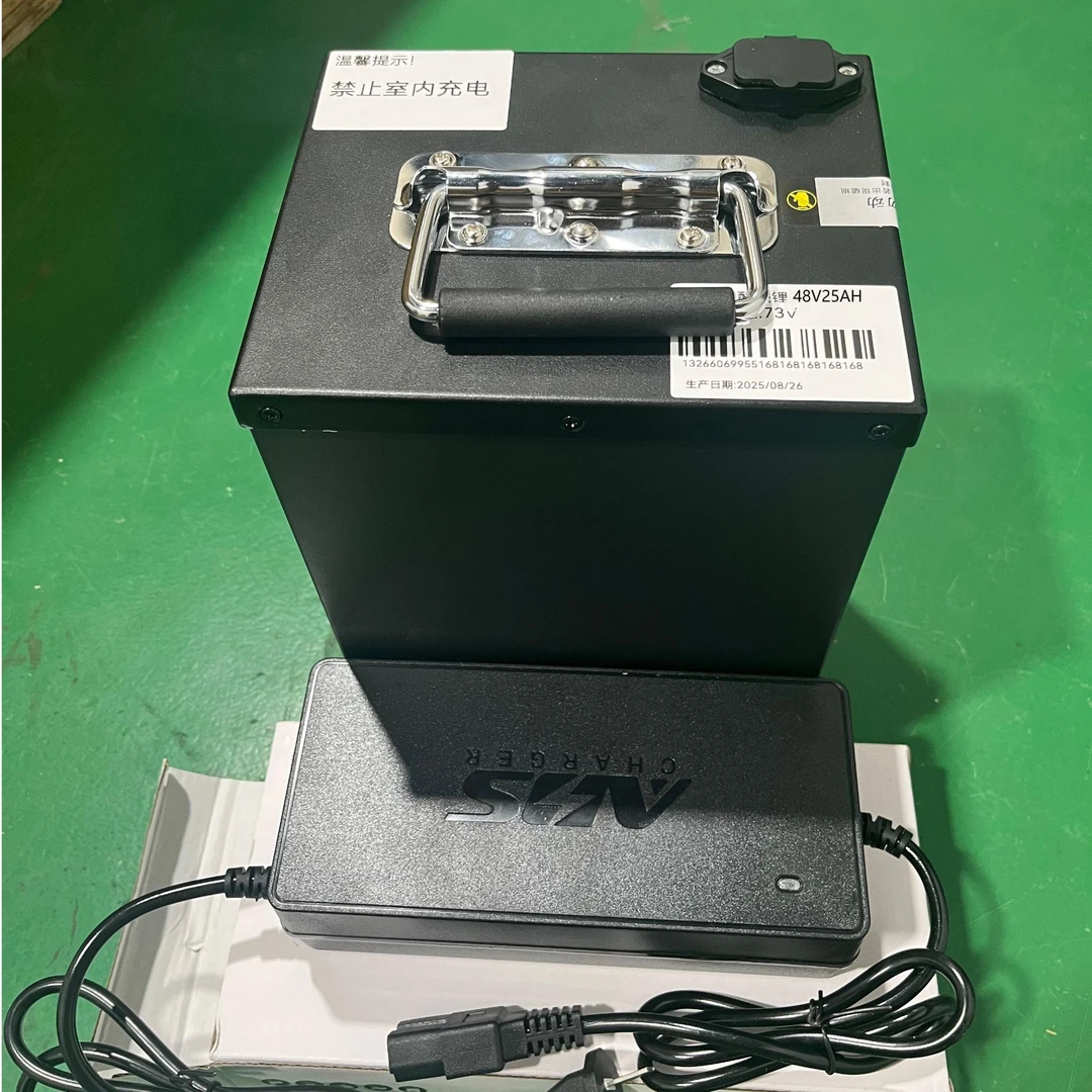 48V25AH持续高倍率组装蓄电池磷酸铁锂电池电瓶车三轮车专用