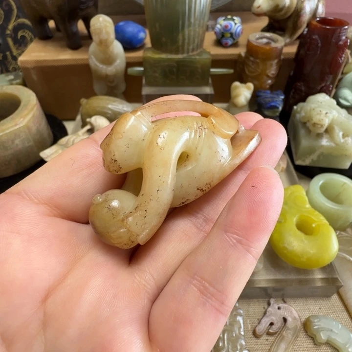 和田玉（糖玉）未镶嵌挂件