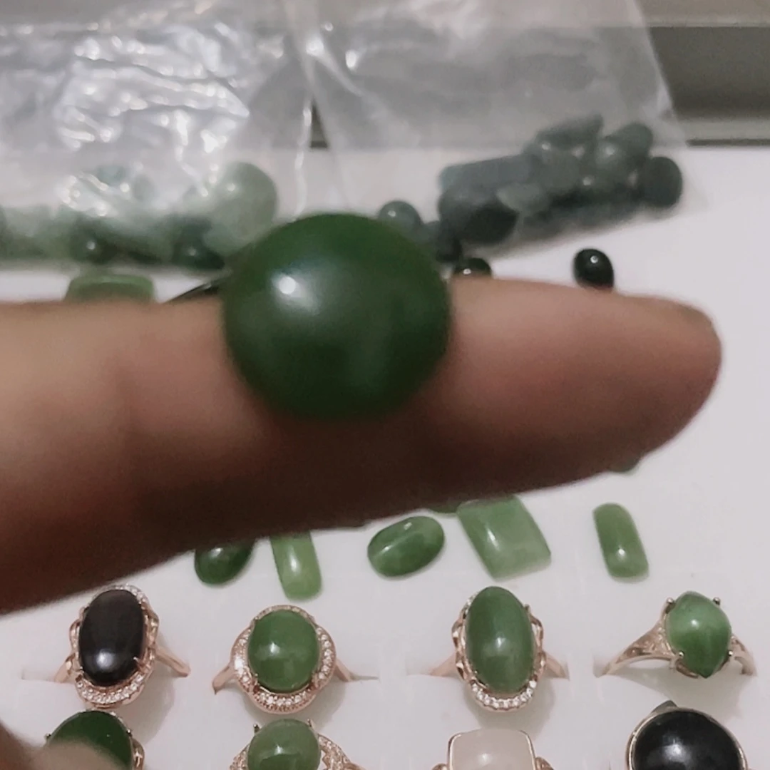 【闪购商品】未镶嵌戒指和田玉（翠青玉）