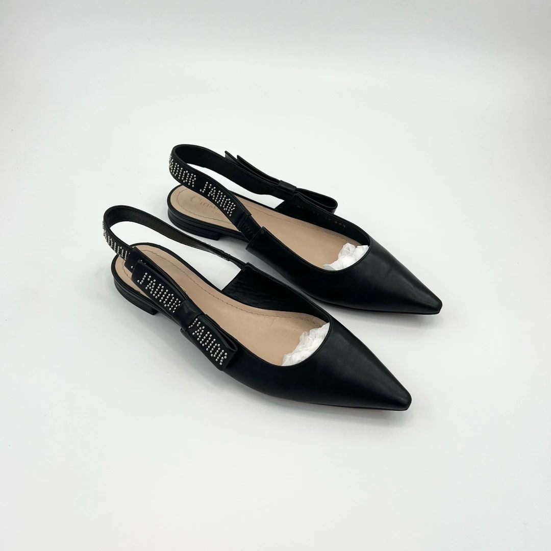 95新 DIOR/迪奥 迪奥/36.5码/黑色低跟尖头皮鞋/95新/pp