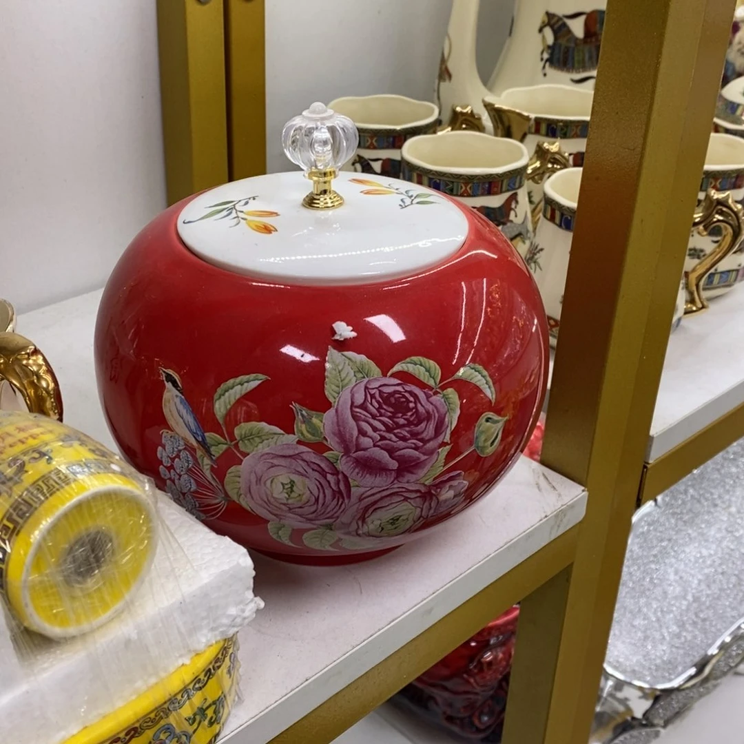 摆件陶瓷材料花瓶摆件