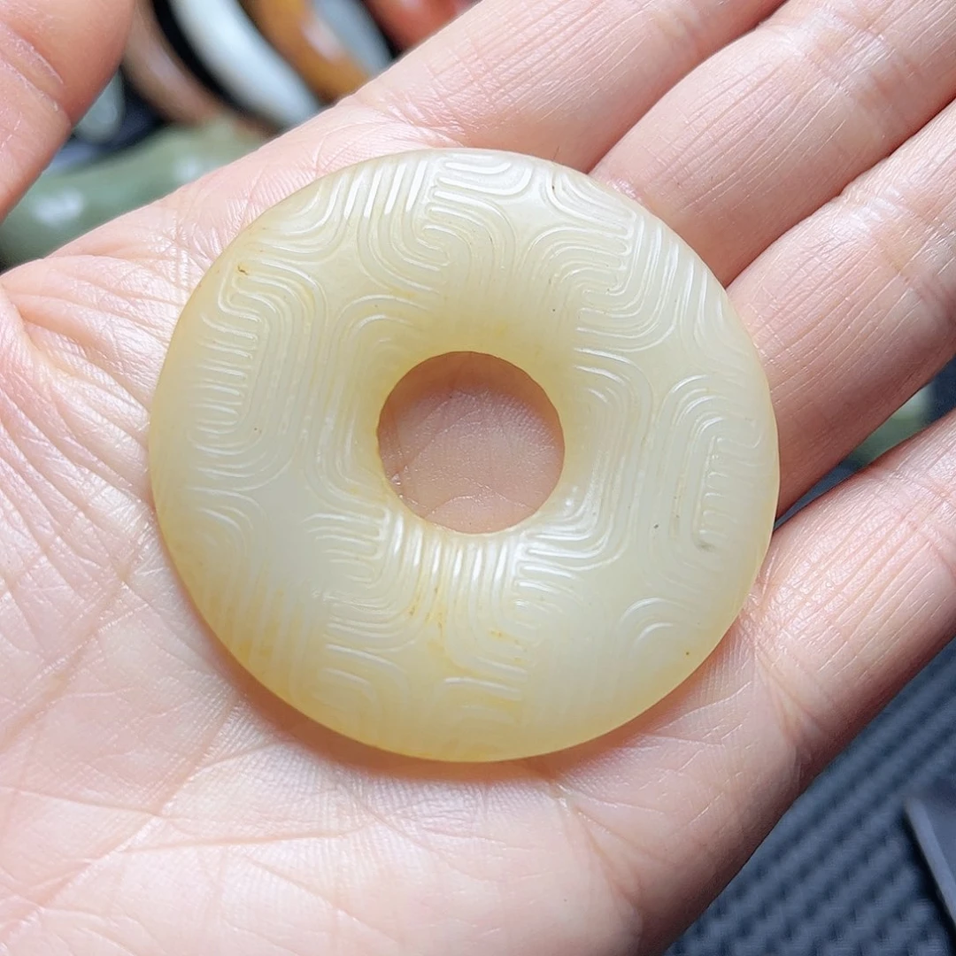 白玉菩提吊坠摆件