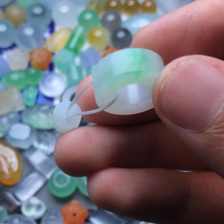 未镶嵌定制翡翠挂件