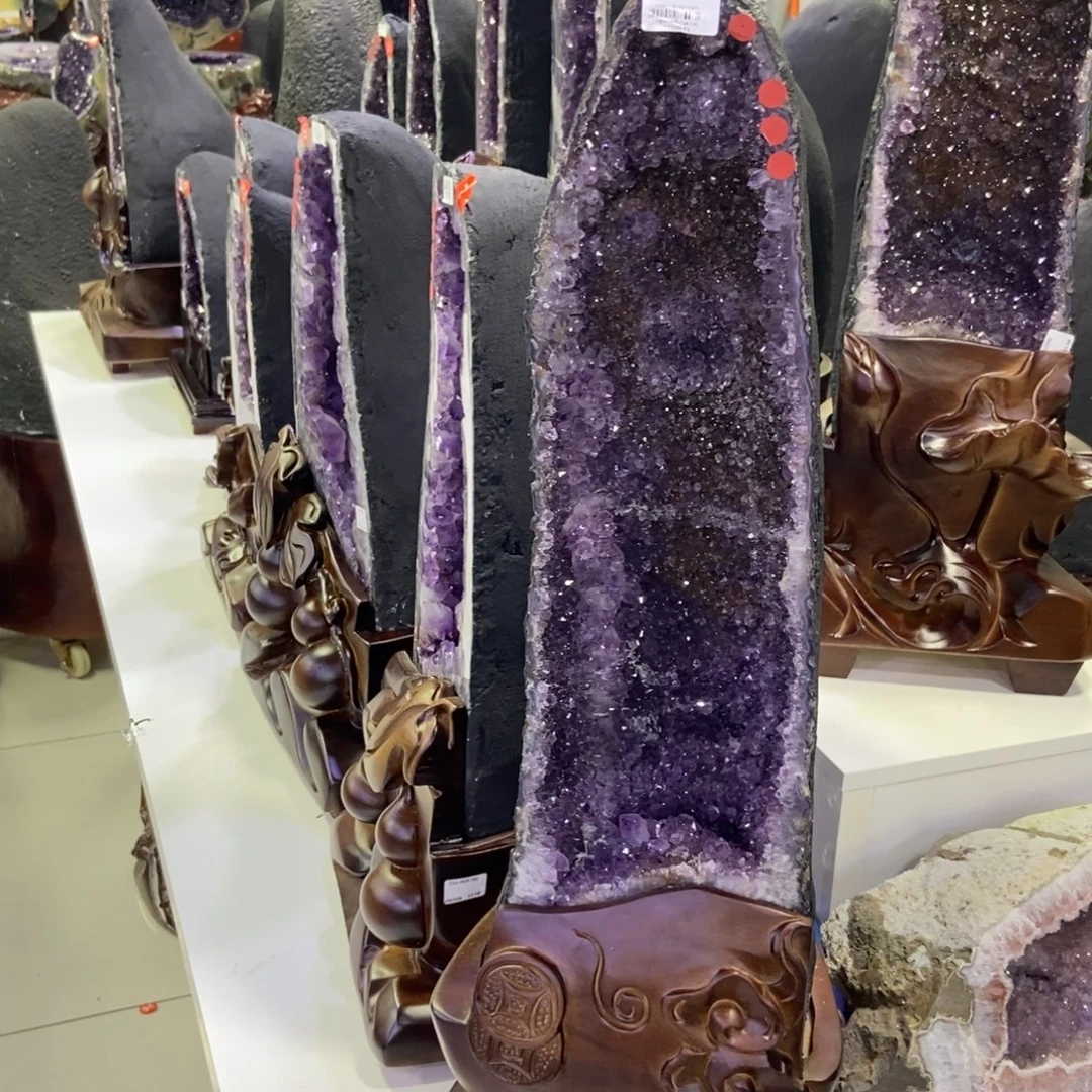 未镶嵌水晶大型摆件（非配饰）