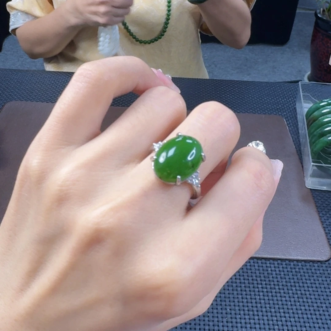和田玉（碧玉）戒指合金