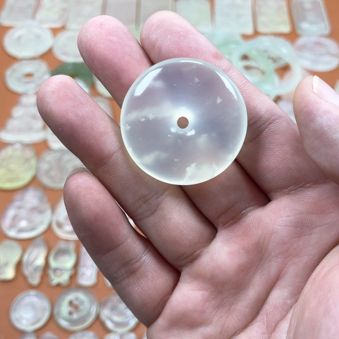 蛇纹石玉未镶嵌帅主播