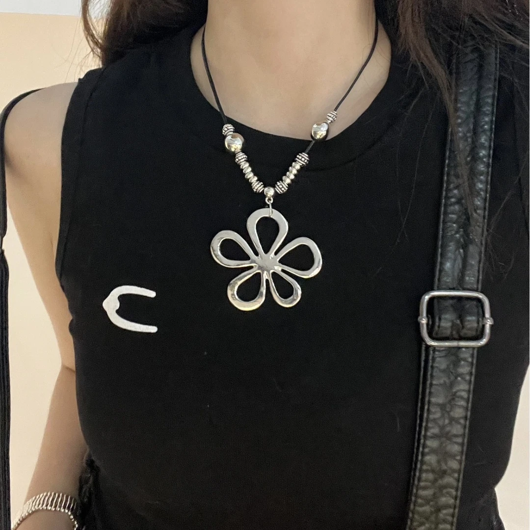 花朵复古吊坠项链百搭夸张项链颈链可爱甜酷辣妹金属民族风项链女