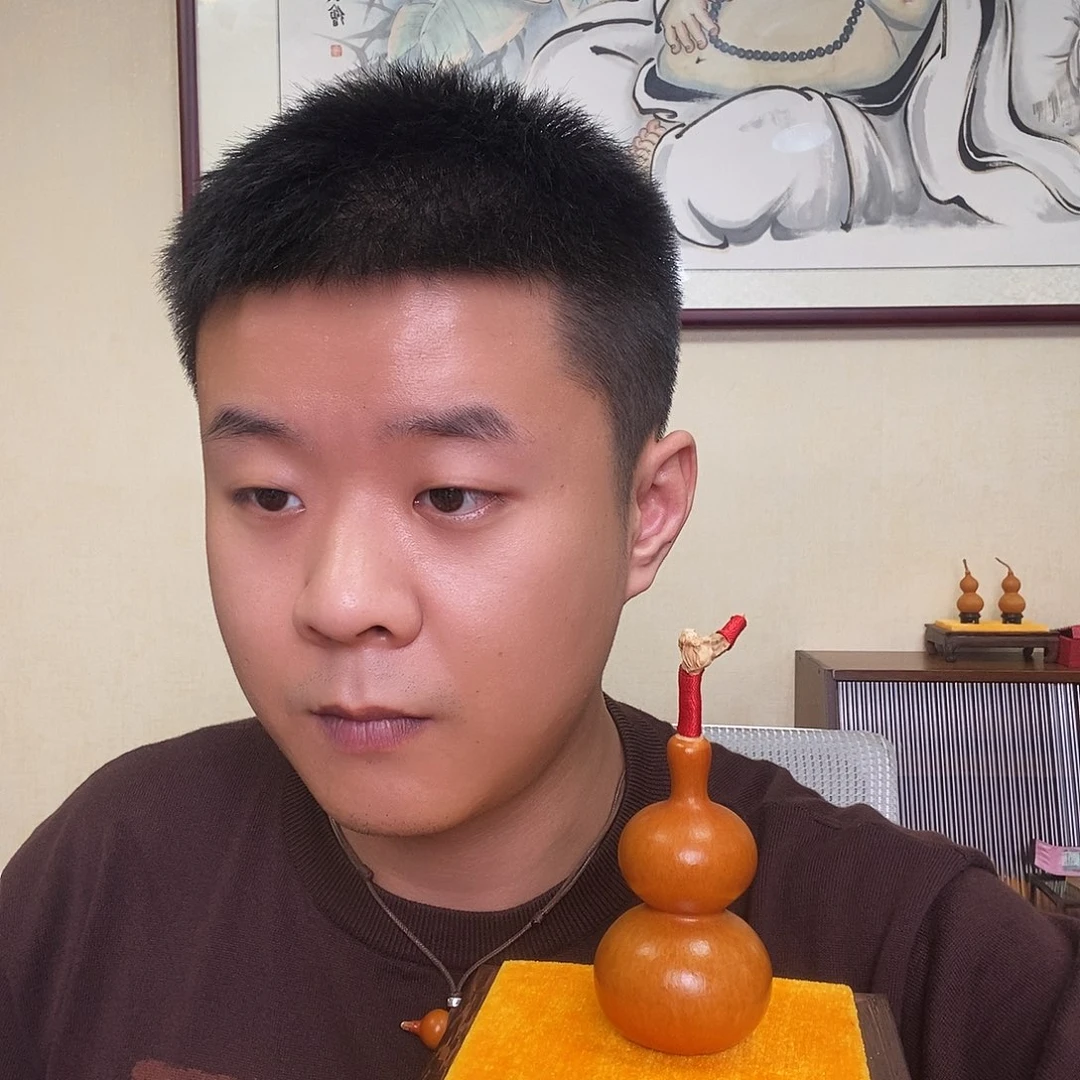 L***L吊坠柏香籽/百香籽