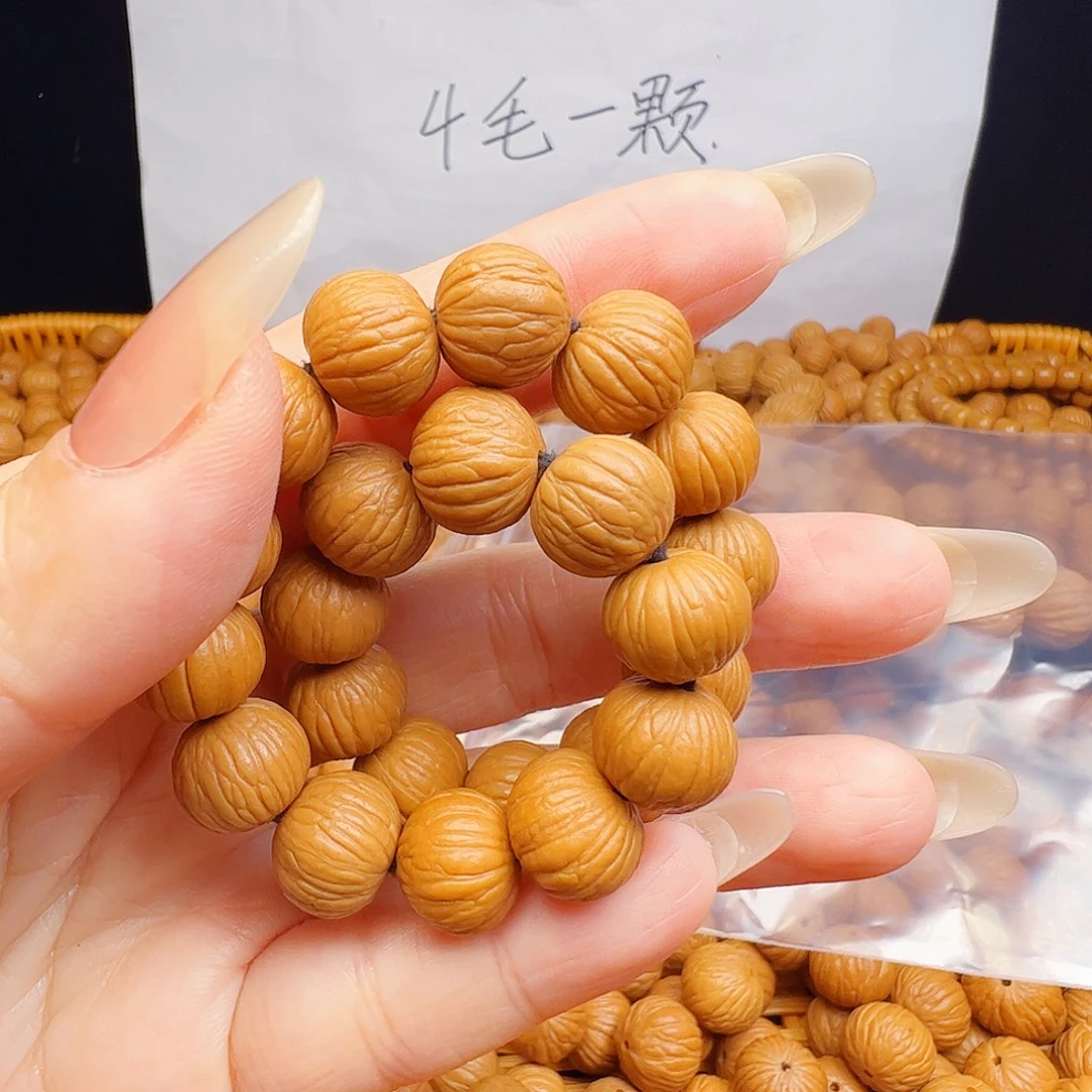 吊坠猴头核桃11112222