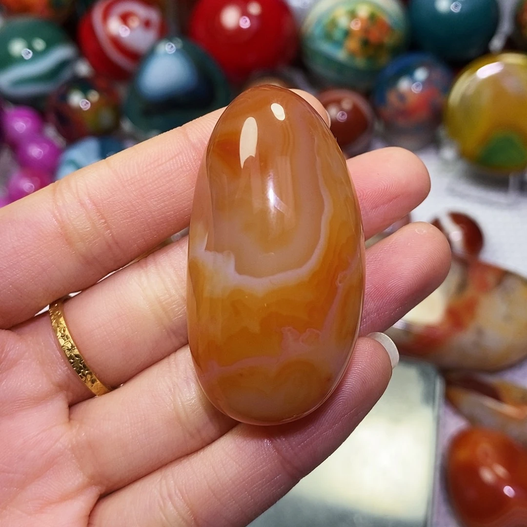 用***6玛瑙/玉髓未镶嵌珠宝奇石