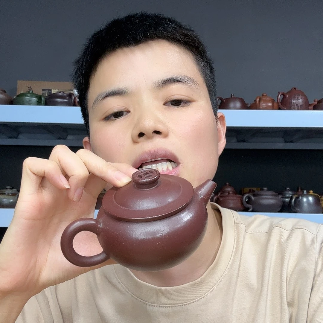 茶壶底槽青民间手艺人全手工制作