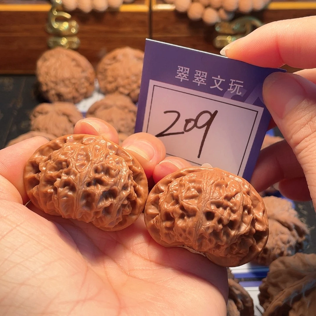 桃核把件209号宫灯4.4尺