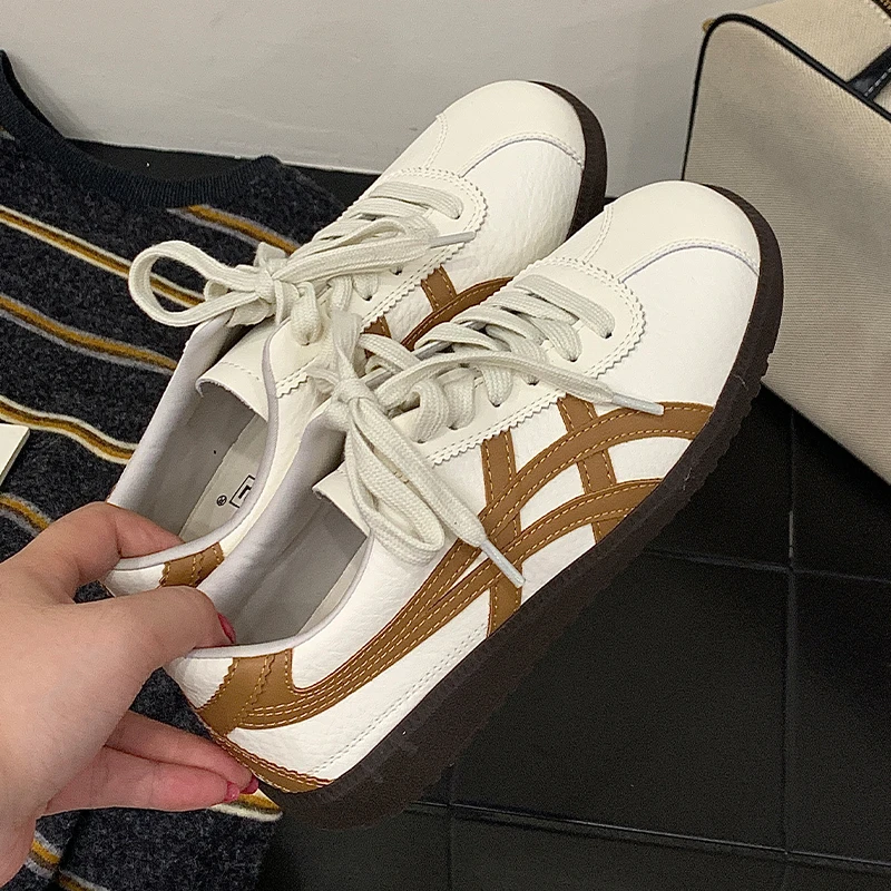 shougu/首谷2025冬季新款休闲板鞋女平底百搭时尚爆款休闲板鞋潮