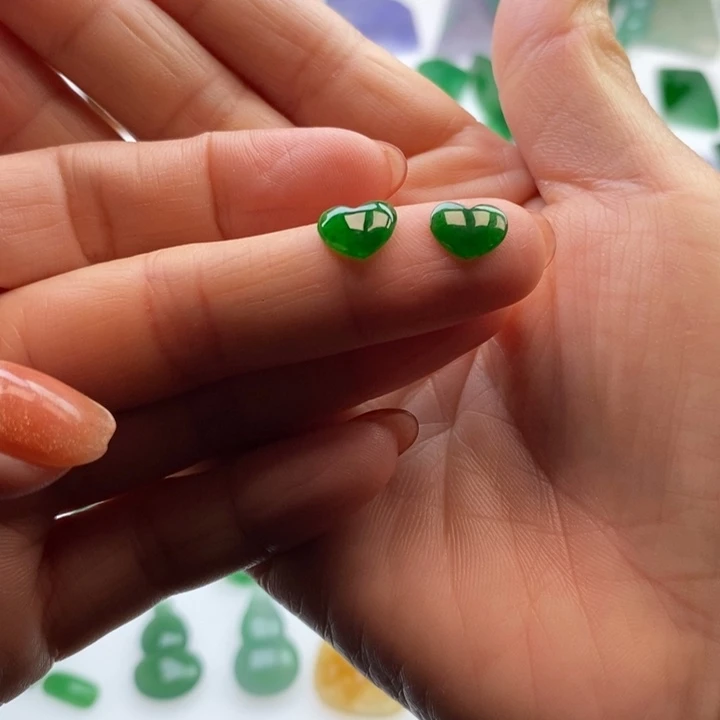 翡翠挂件未镶嵌天然翡翠