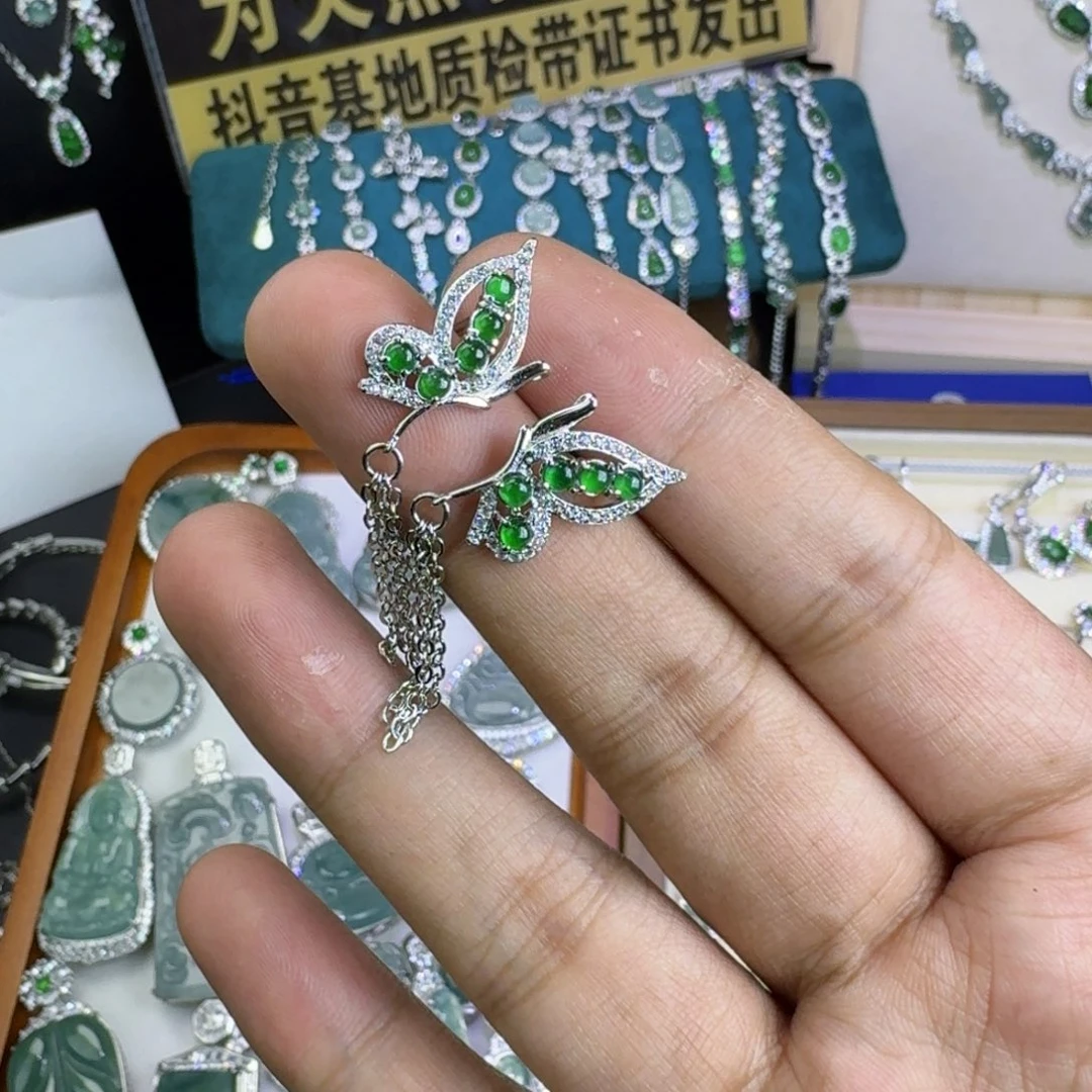 翡翠未镶嵌颈饰784