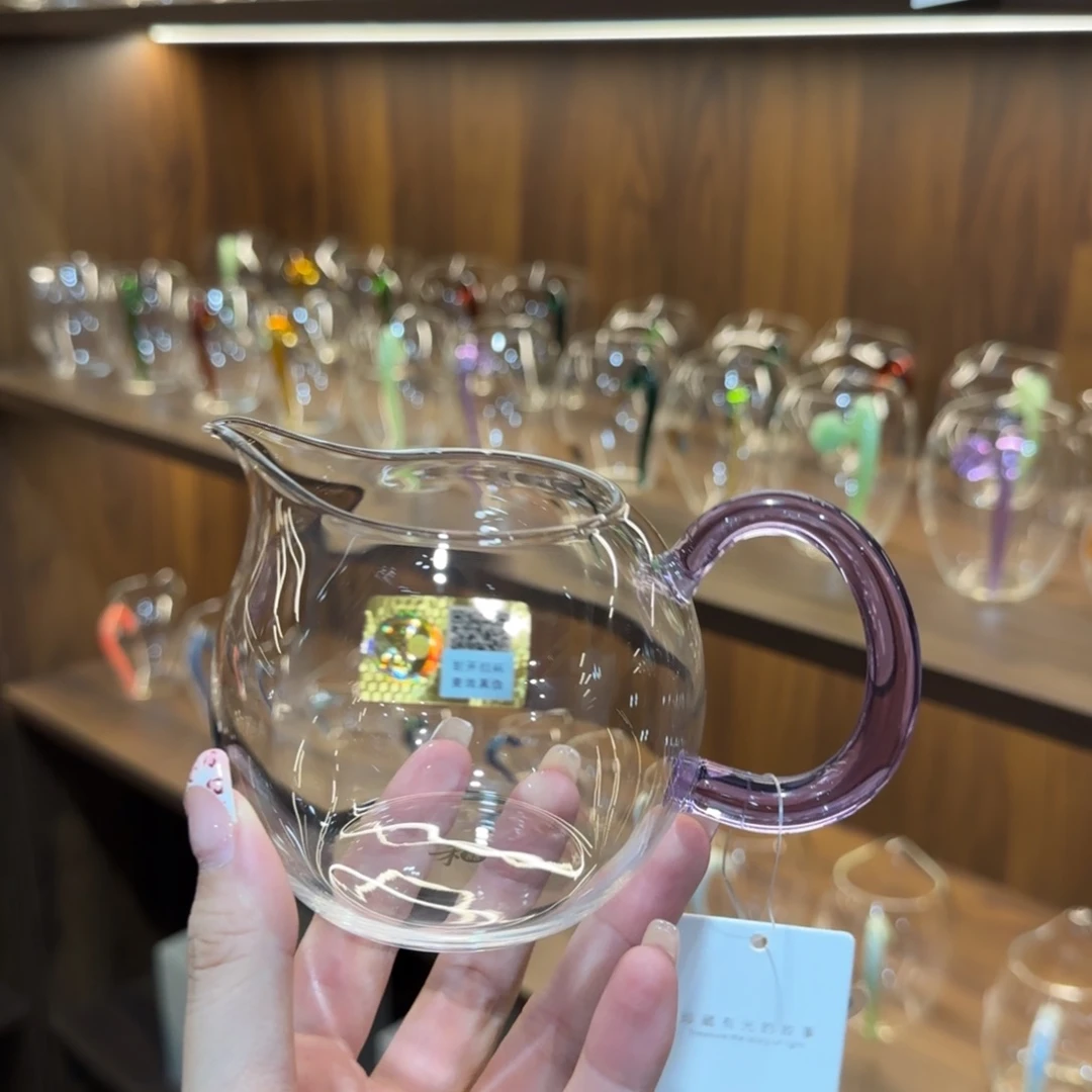 禾器畅然浅紫色。。。。