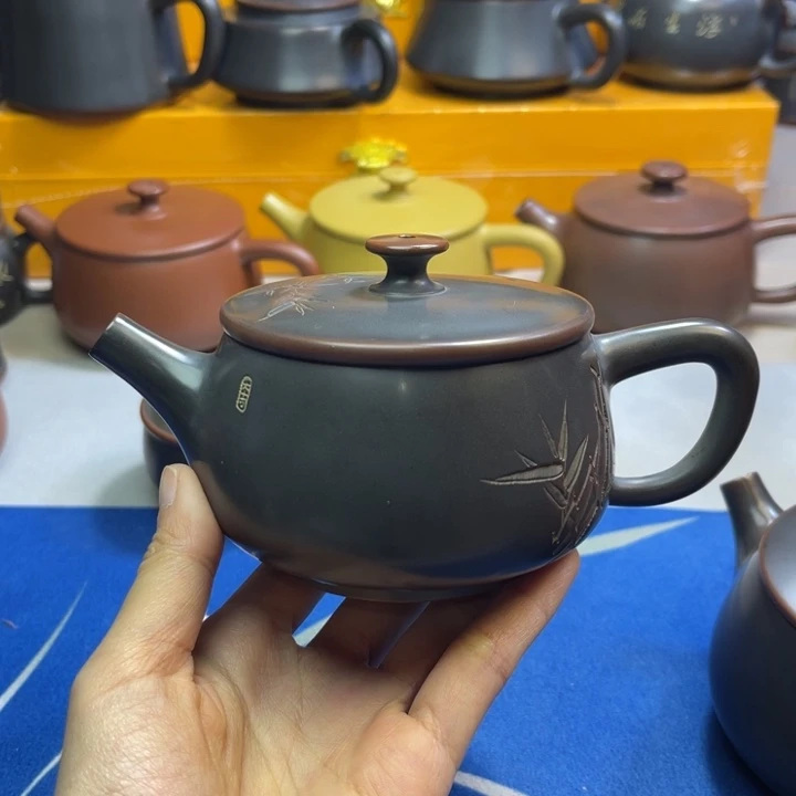 陶瓷志****竹子浮雕260cc单壶