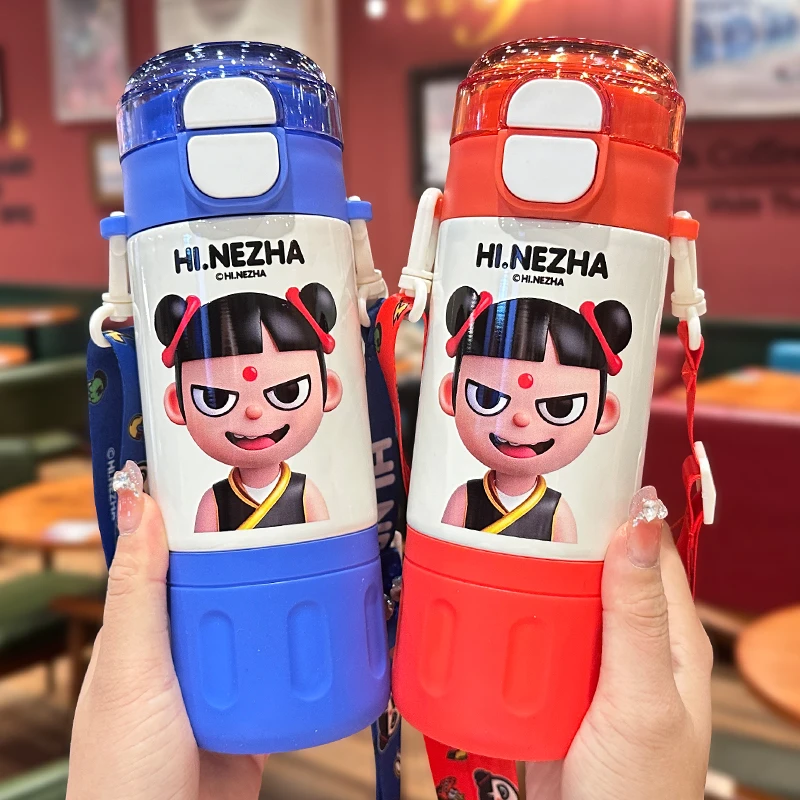 哪吒保温杯2025新款上学专用吸管杯子316不锈钢学生便携水杯男孩