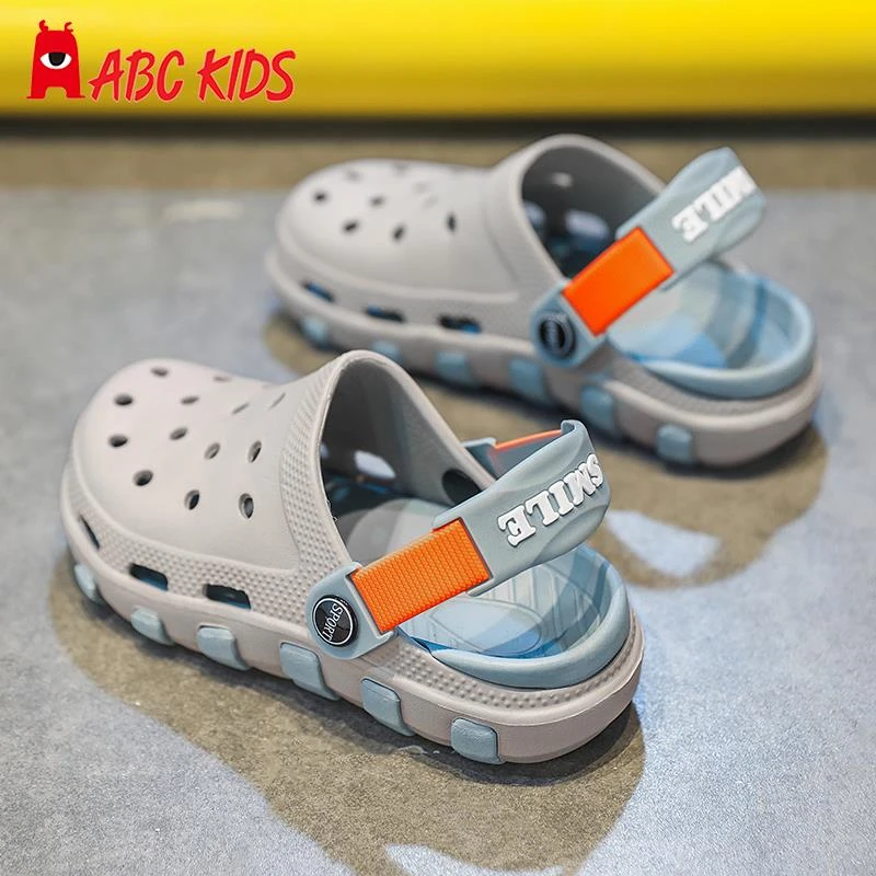 男童洞洞鞋儿童新款夏季软底防滑凉拖鞋沙滩鞋男孩拖鞋宝宝家居潮