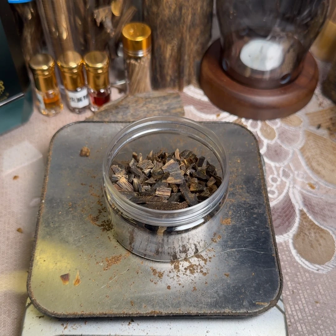 楠木紫棋香沉水原材料 32