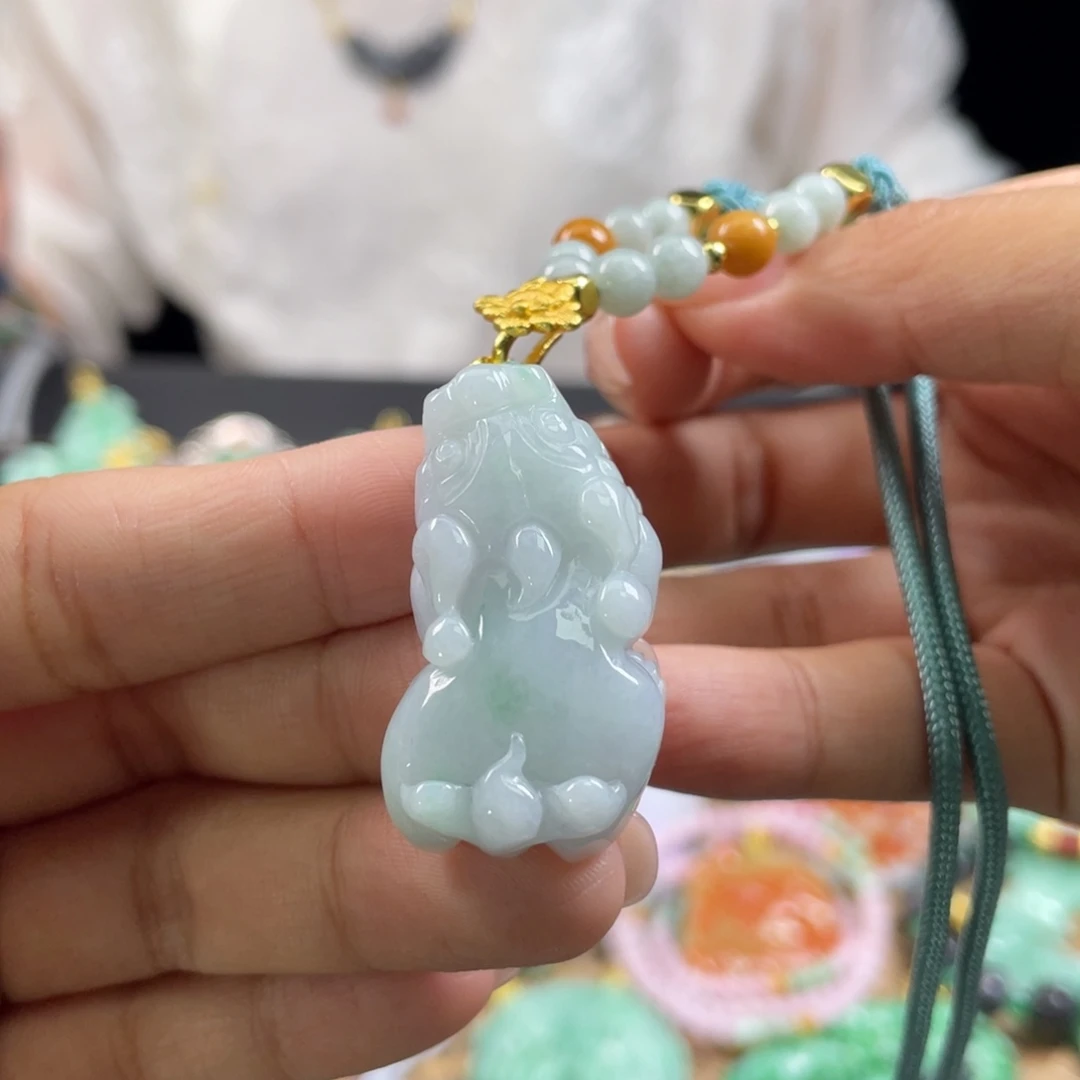翡翠未镶嵌颈饰代编织