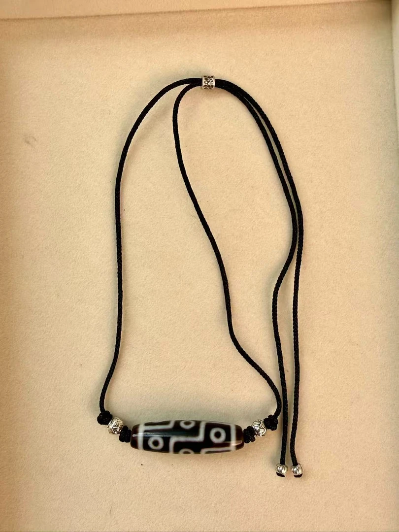 西藏拉萨—九眼天珠项链