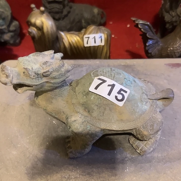 苏***杰黄铜摆件，文房工艺品摆件