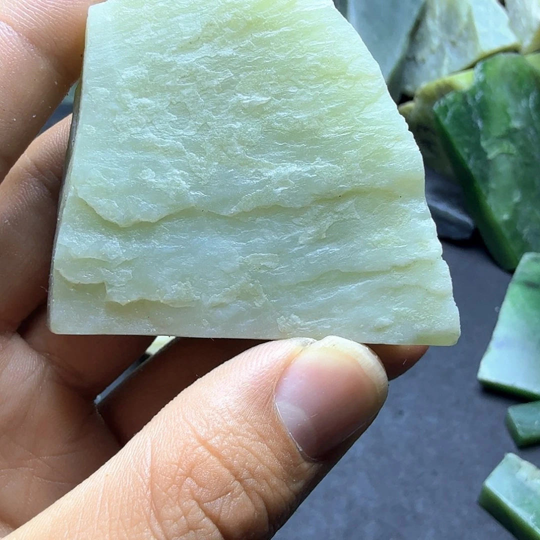 和田玉（糖玉）未镶嵌挂件