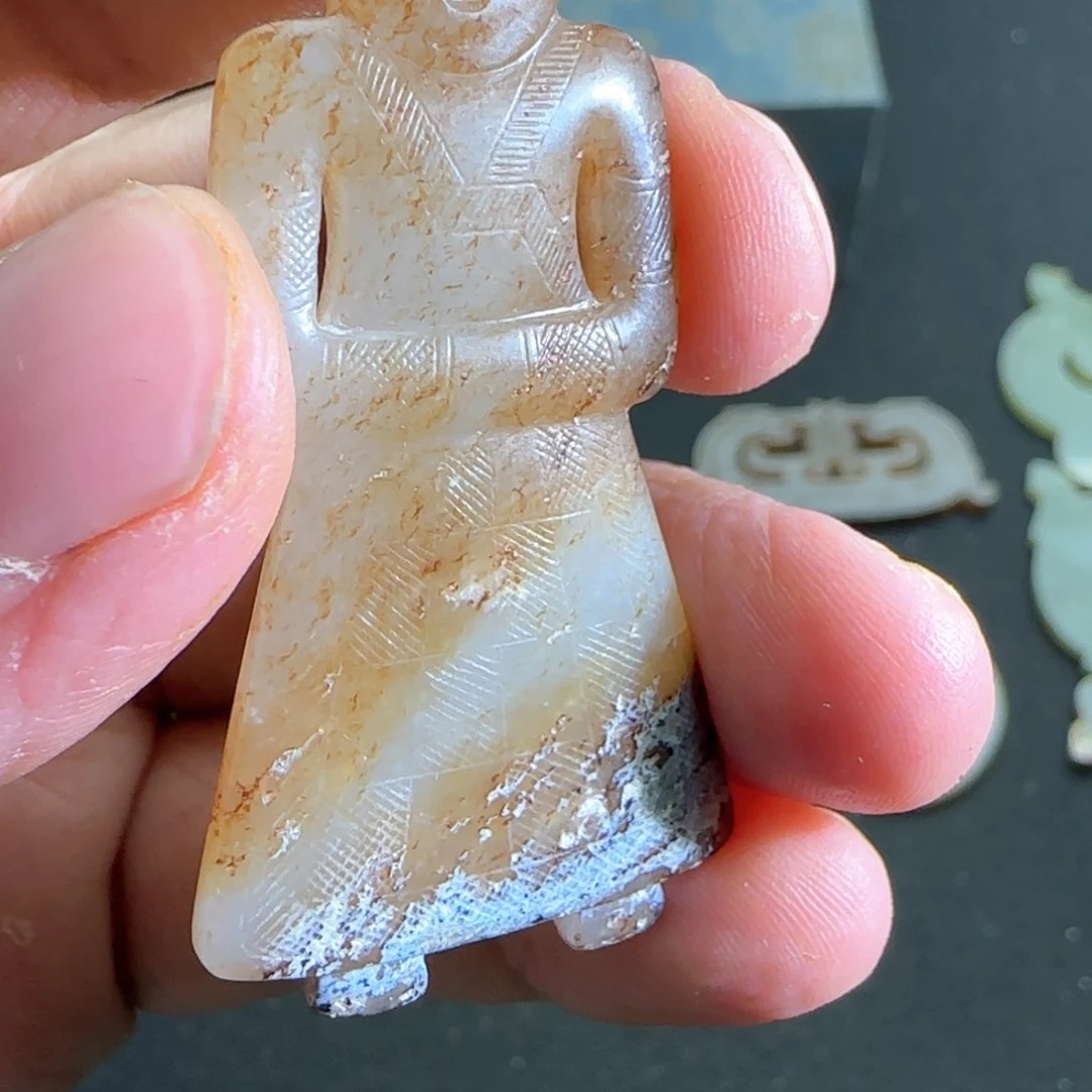 和田玉（糖玉）未镶嵌挂件日**辉