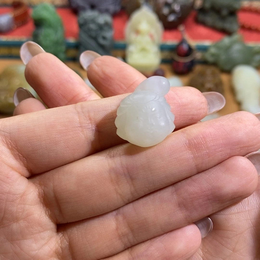 和田玉颈饰未镶嵌定制