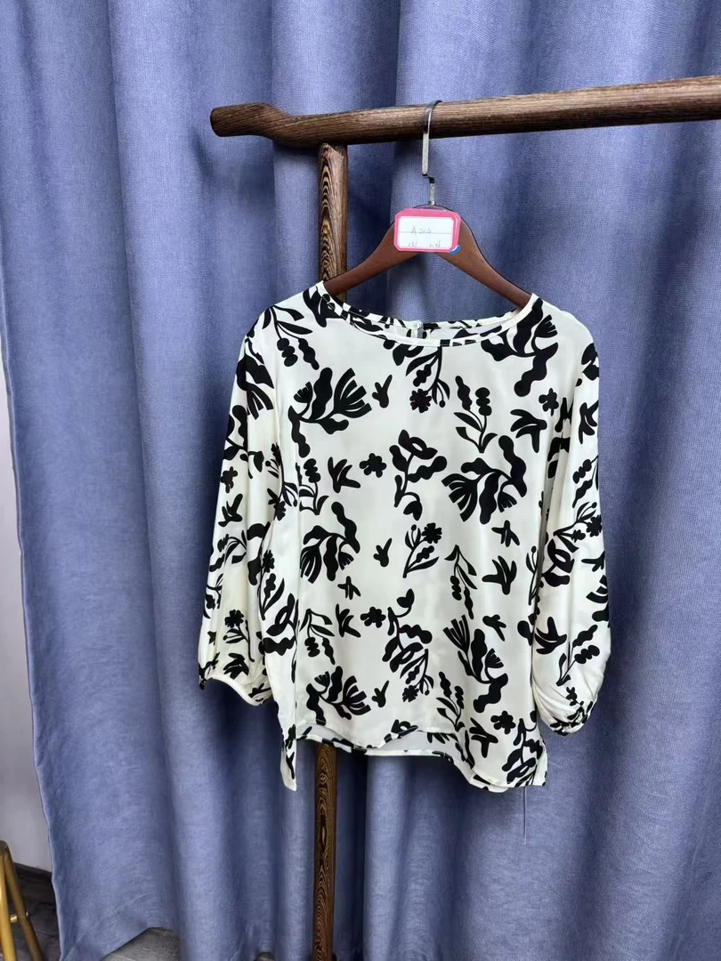 2025夏季新款休闲时尚圆领桑蚕丝七分袖上衣女A204