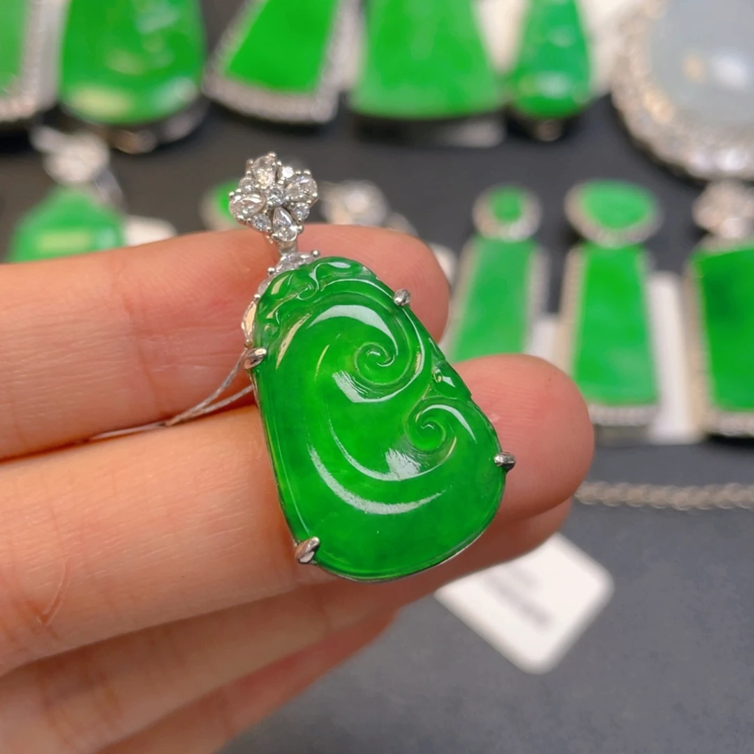 翡翠银S925镶嵌颈饰