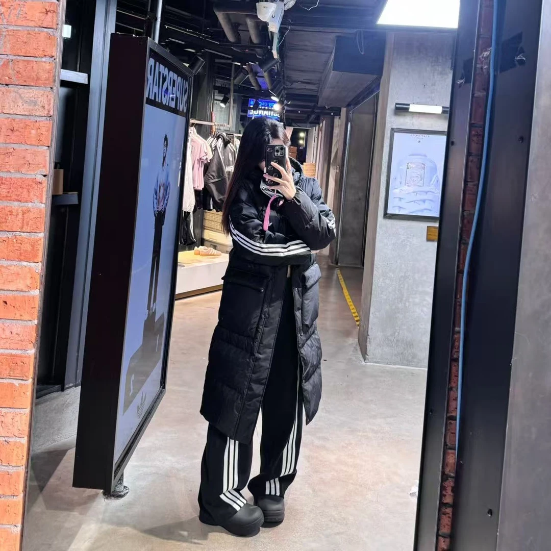 adidas三叶草暖「芯」科技保暖长款运动连帽羽绒服 KC2564