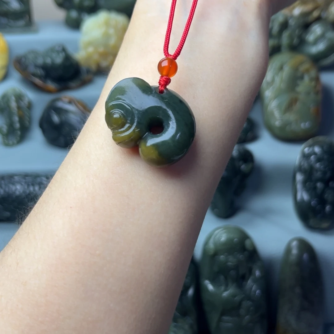 岫岩河磨玉（透闪石质玉）未镶嵌挂件